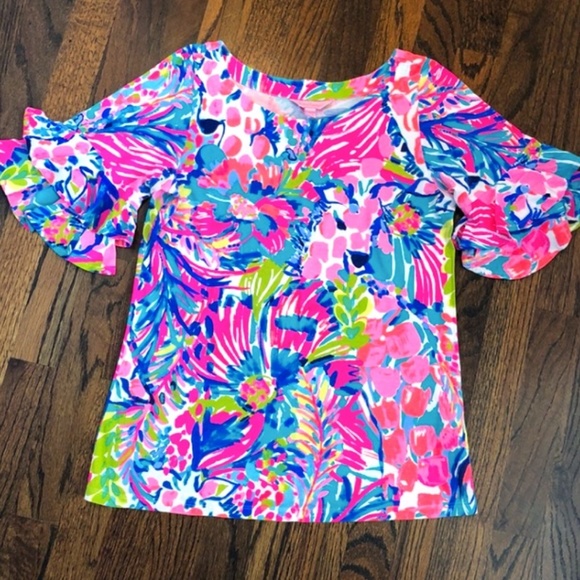 Lilly Pulitzer Tops - Lilly Pulitzer Lula Ruffle s/s top